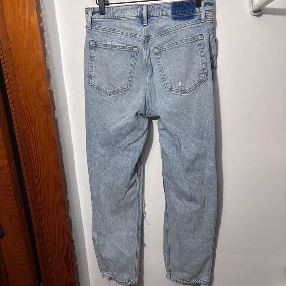 A&F The Dad high rise distressed jeans - Picture 5 of 6